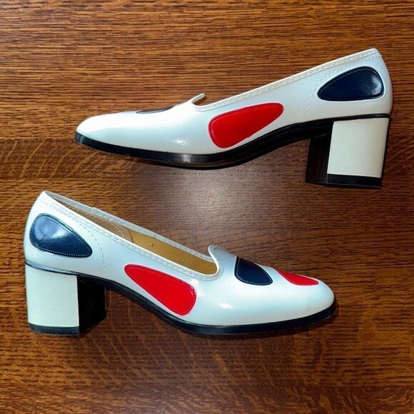 Vintage 60s MOD Beatnik Patent Square Toe Heels Size 7B - Picture 1 of 15
